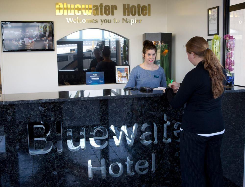 נאפייר Bluewater Hotel מראה חיצוני תמונה