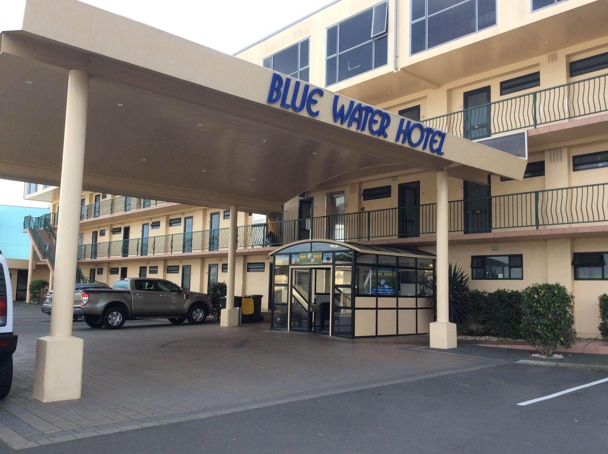 נאפייר Bluewater Hotel מראה חיצוני תמונה